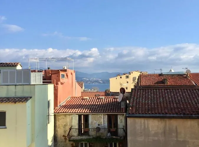 Chez Andrea, Centre Historique Daire *